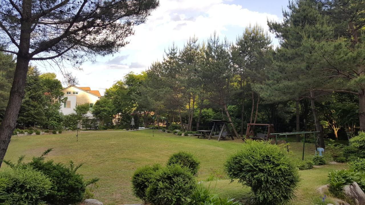 פיאונגצ'אנג Shinevalley Pension & Hotel מראה חיצוני תמונה