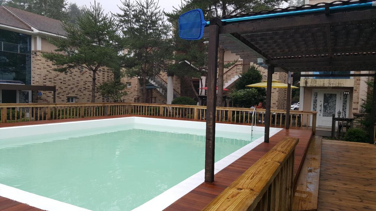 פיאונגצ'אנג Shinevalley Pension & Hotel מראה חיצוני תמונה